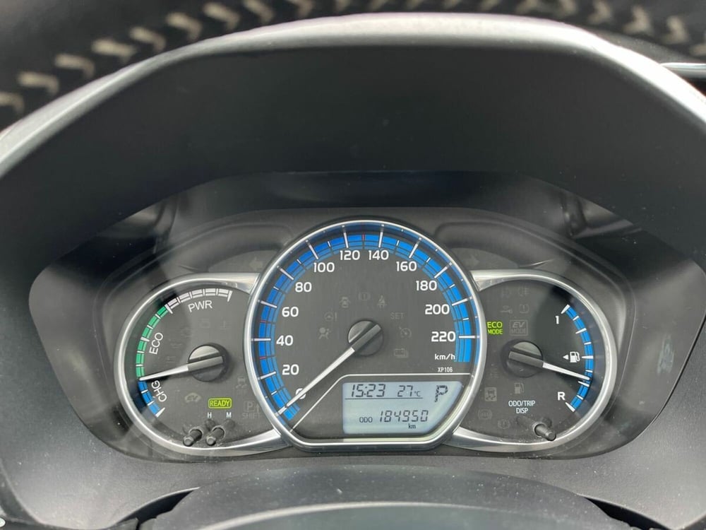 Toyota Yaris usata a Sondrio (9)