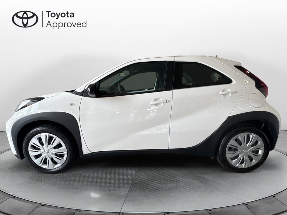 Toyota Aygo X nuova a Sassari (2)