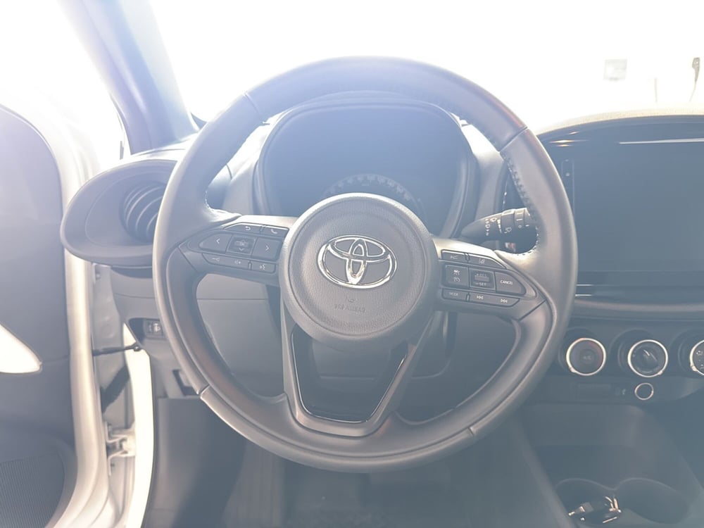 Toyota Aygo X nuova a Sassari (20)