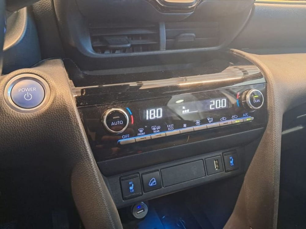 Toyota Yaris Cross usata a Cagliari (19)