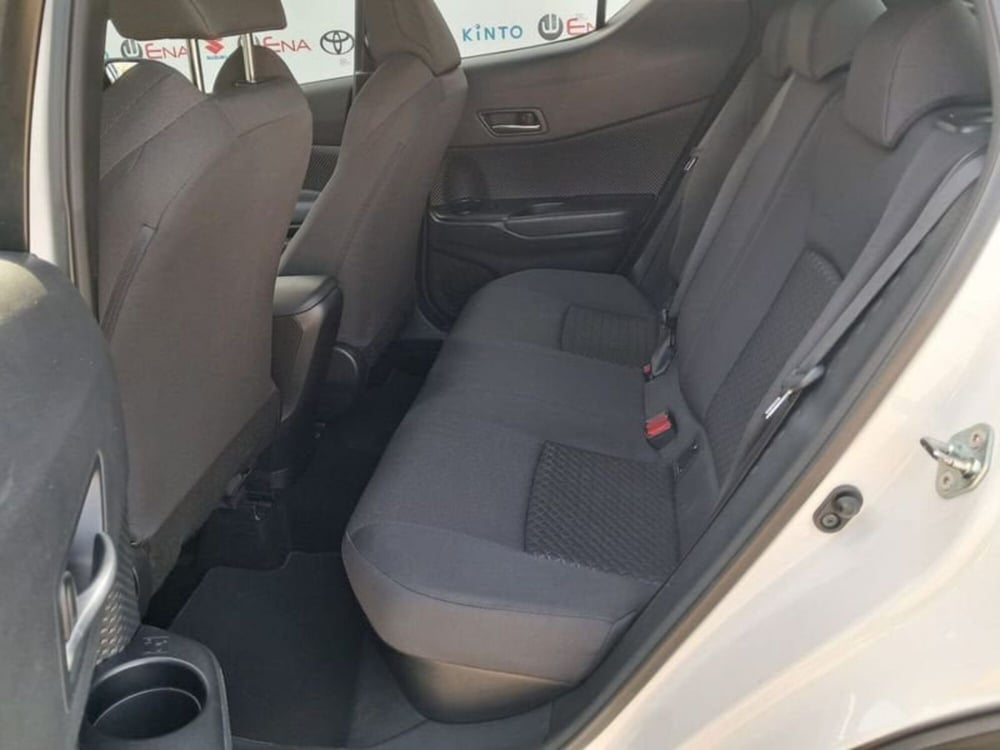 Toyota Toyota C-HR usata a Cagliari (13)