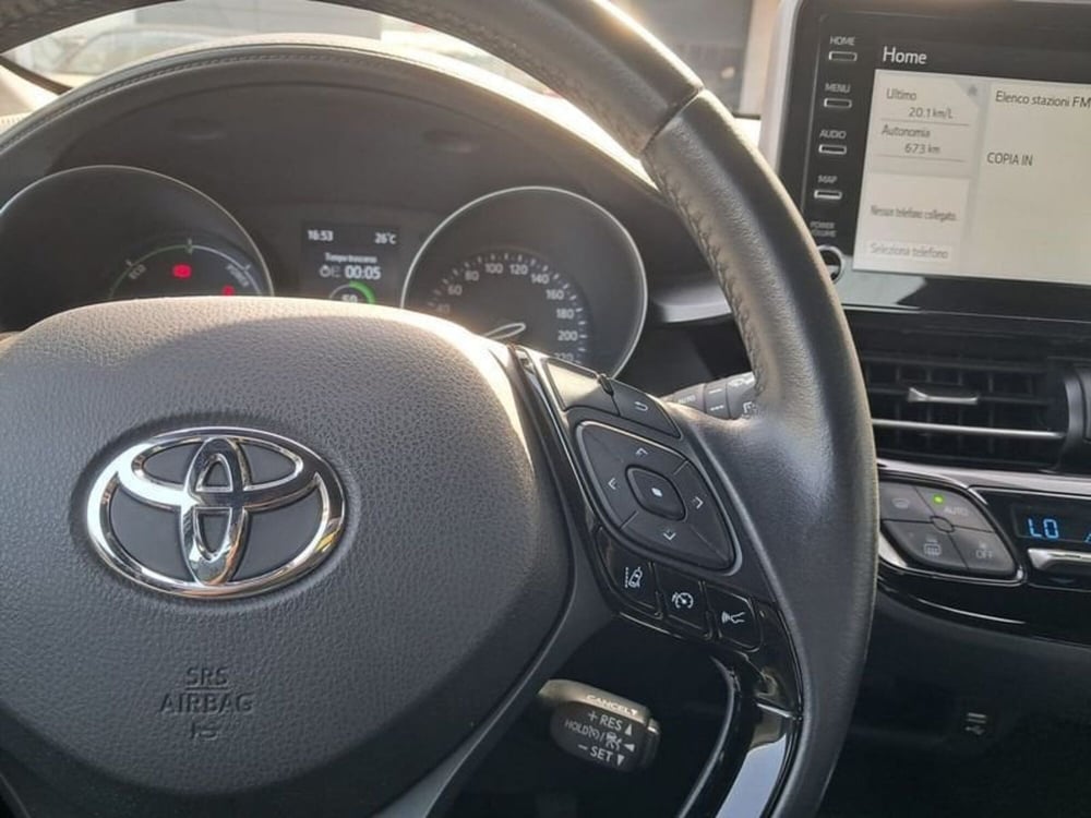 Toyota Toyota C-HR usata a Cagliari (16)