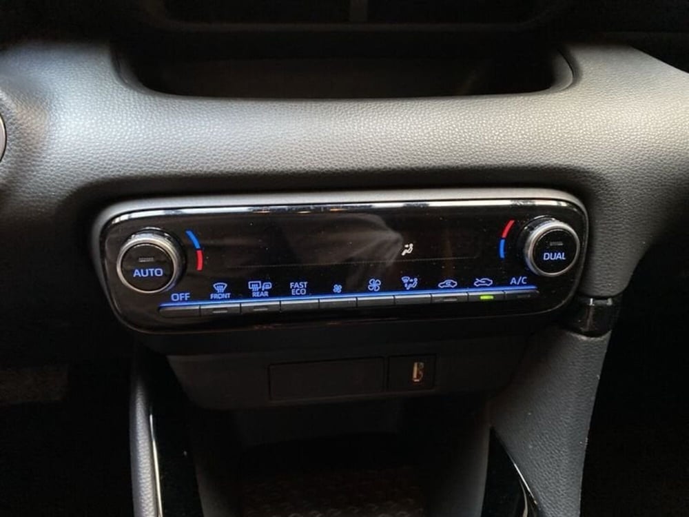 Toyota Yaris usata a Vicenza (18)