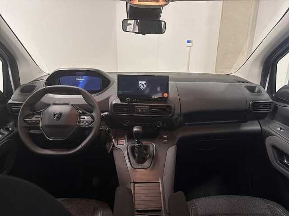 Peugeot Rifter nuova a Forlì-Cesena (9)