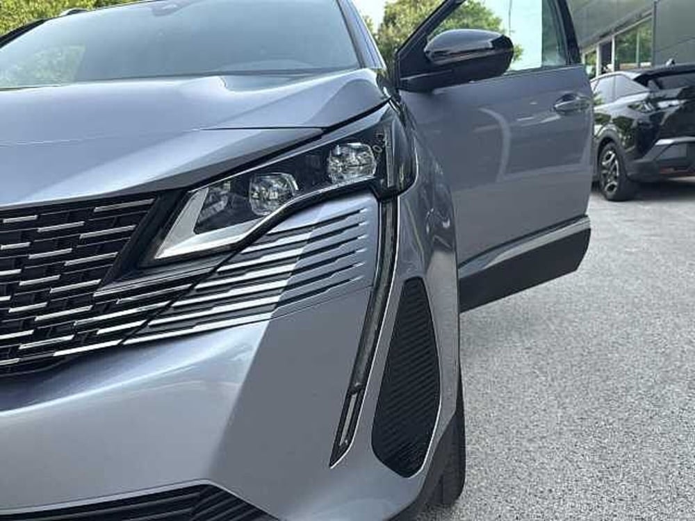 Peugeot 5008 usata a Perugia (12)