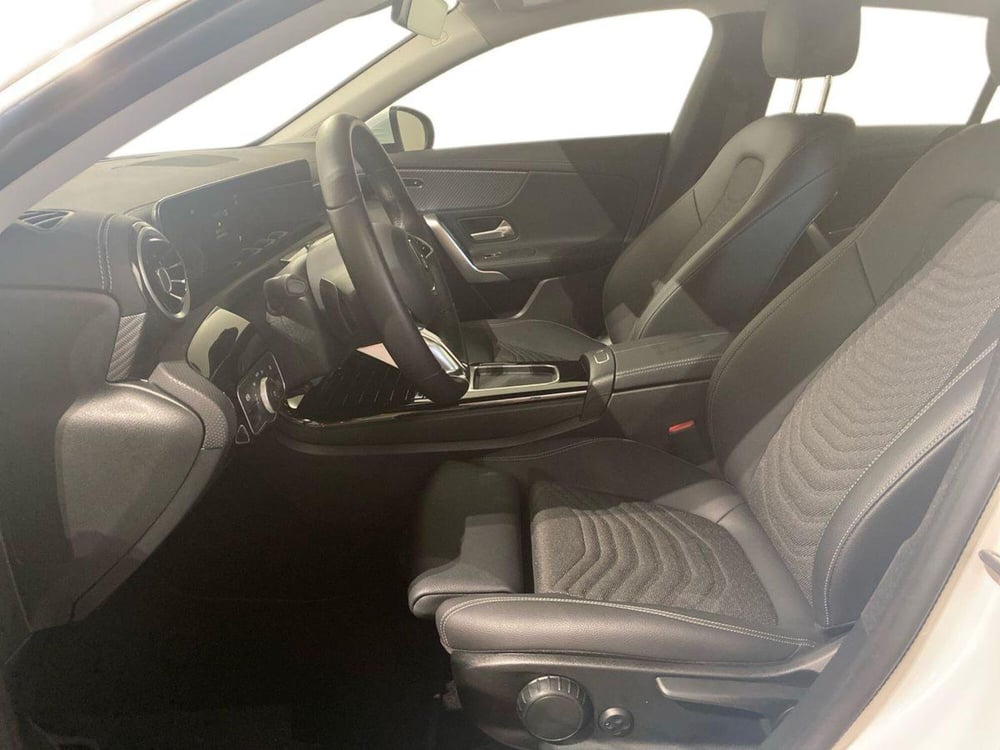 Mercedes-Benz CLA Shooting Brake usata a Bergamo (10)