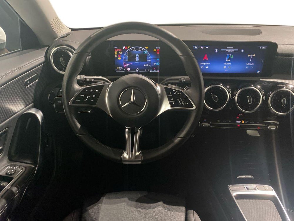 Mercedes-Benz CLA Shooting Brake usata a Bergamo (11)