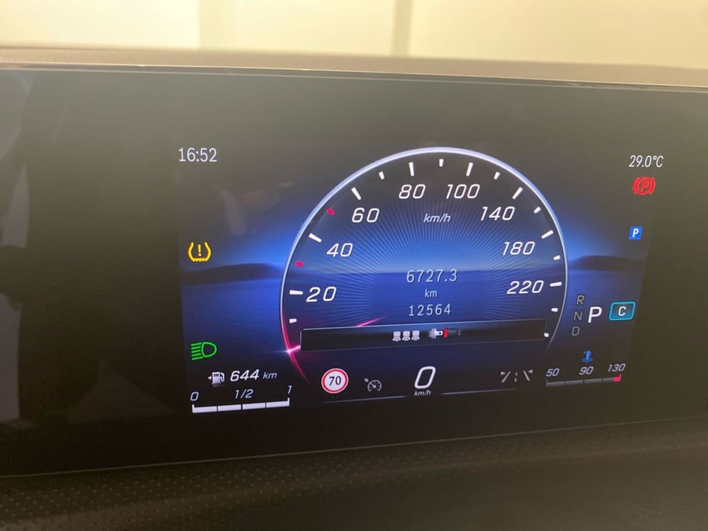 Mercedes-Benz CLA Shooting Brake usata a Bergamo (13)