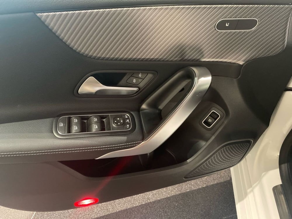 Mercedes-Benz CLA Shooting Brake usata a Bergamo (18)