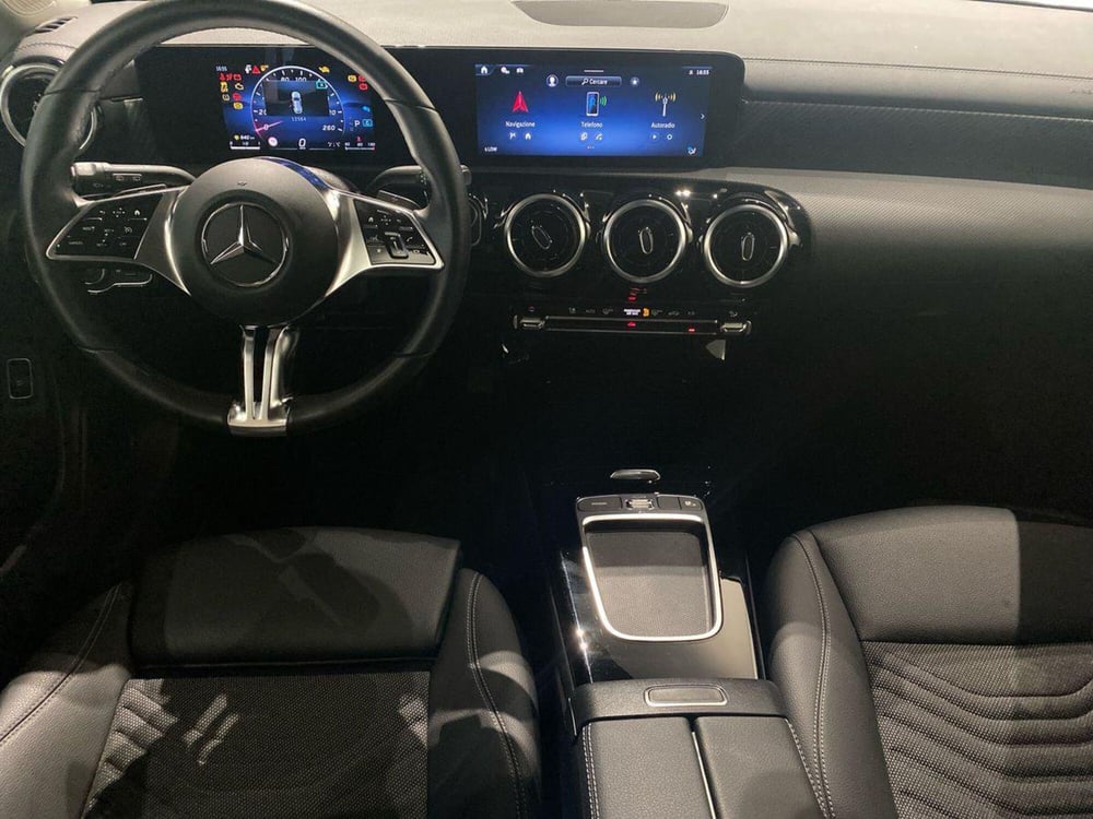 Mercedes-Benz CLA Shooting Brake usata a Bergamo (9)