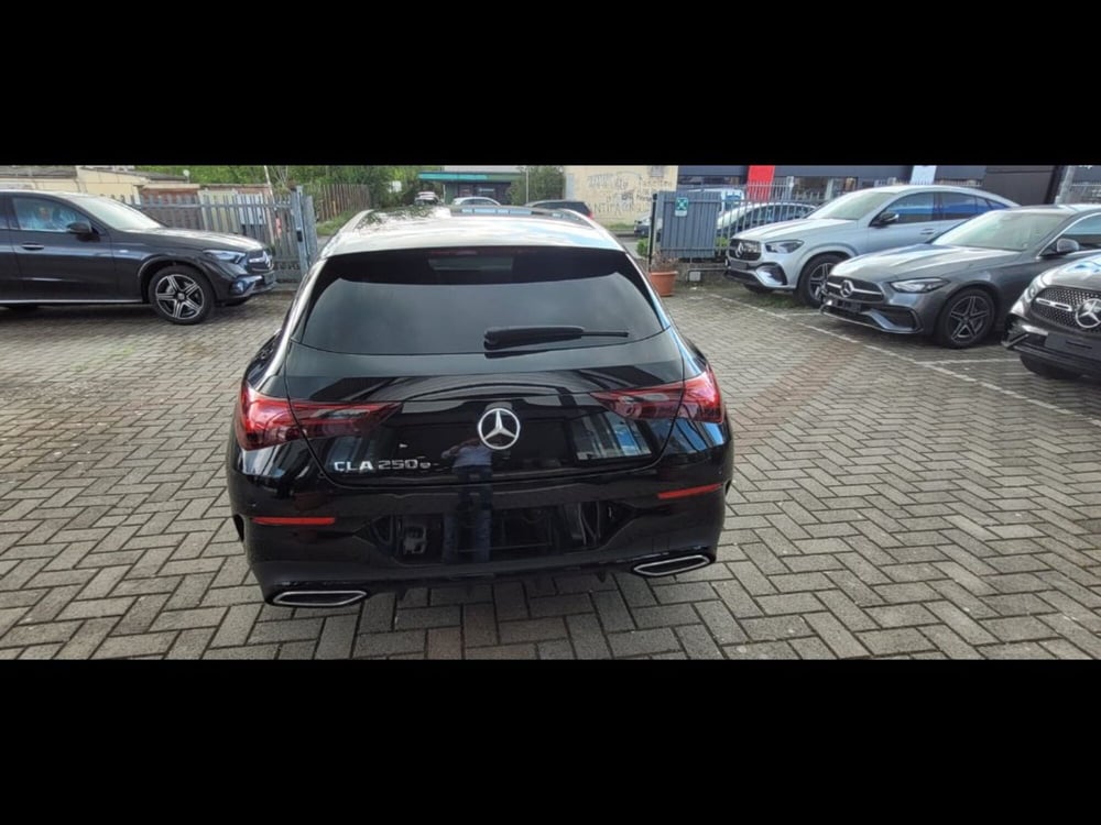 Mercedes-Benz CLA Shooting Brake nuova a Pisa (6)