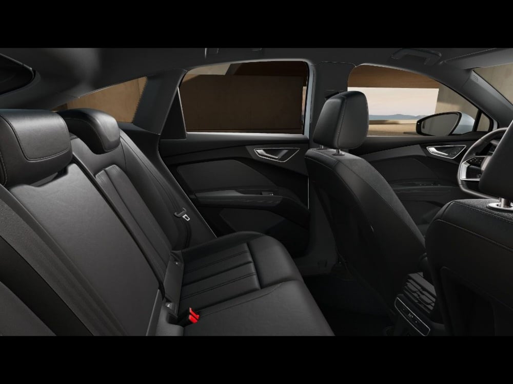 Audi Q4 Sportback nuova a Pisa (10)