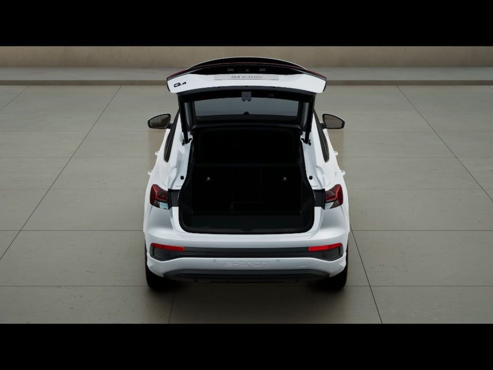 Audi Q4 Sportback nuova a Pisa (5)