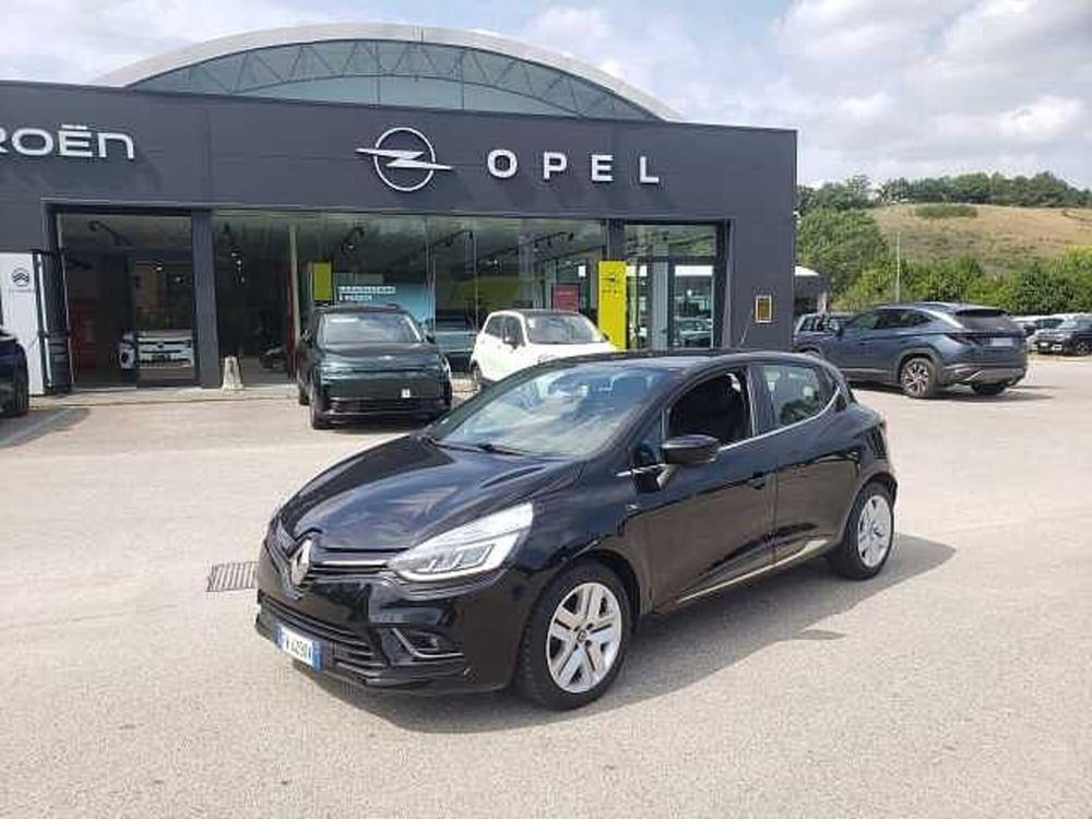 Renault Clio usata a Pesaro-Urbino
