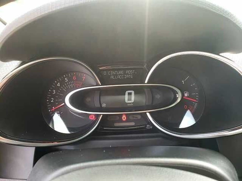 Renault Clio usata a Pesaro-Urbino (11)