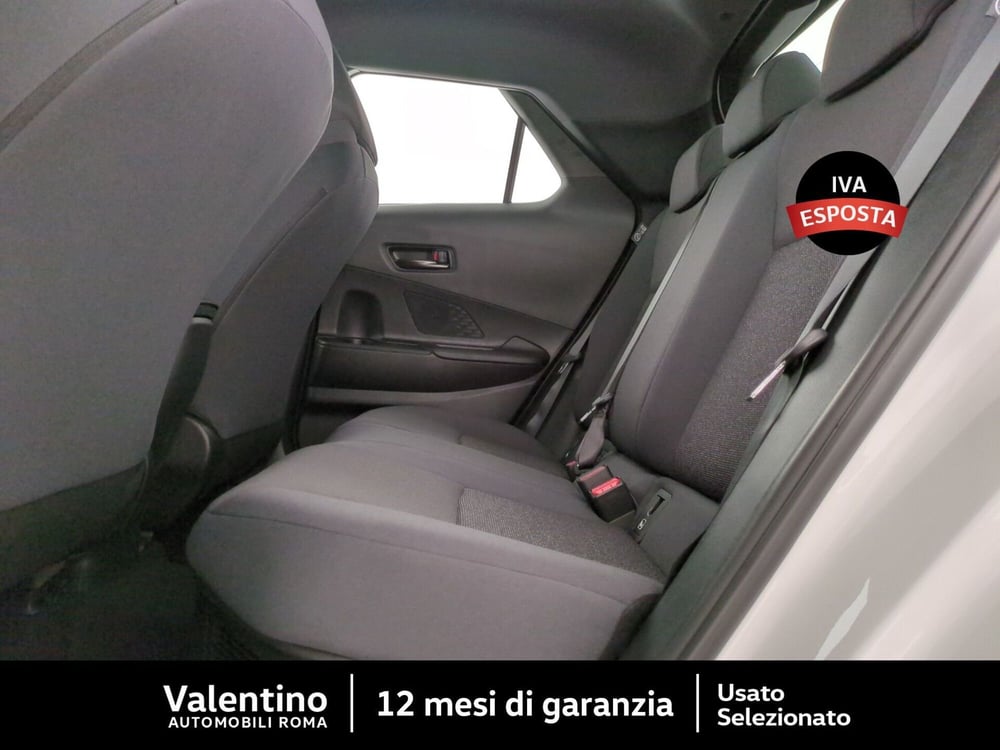 Toyota Toyota C-HR nuova a Roma (10)
