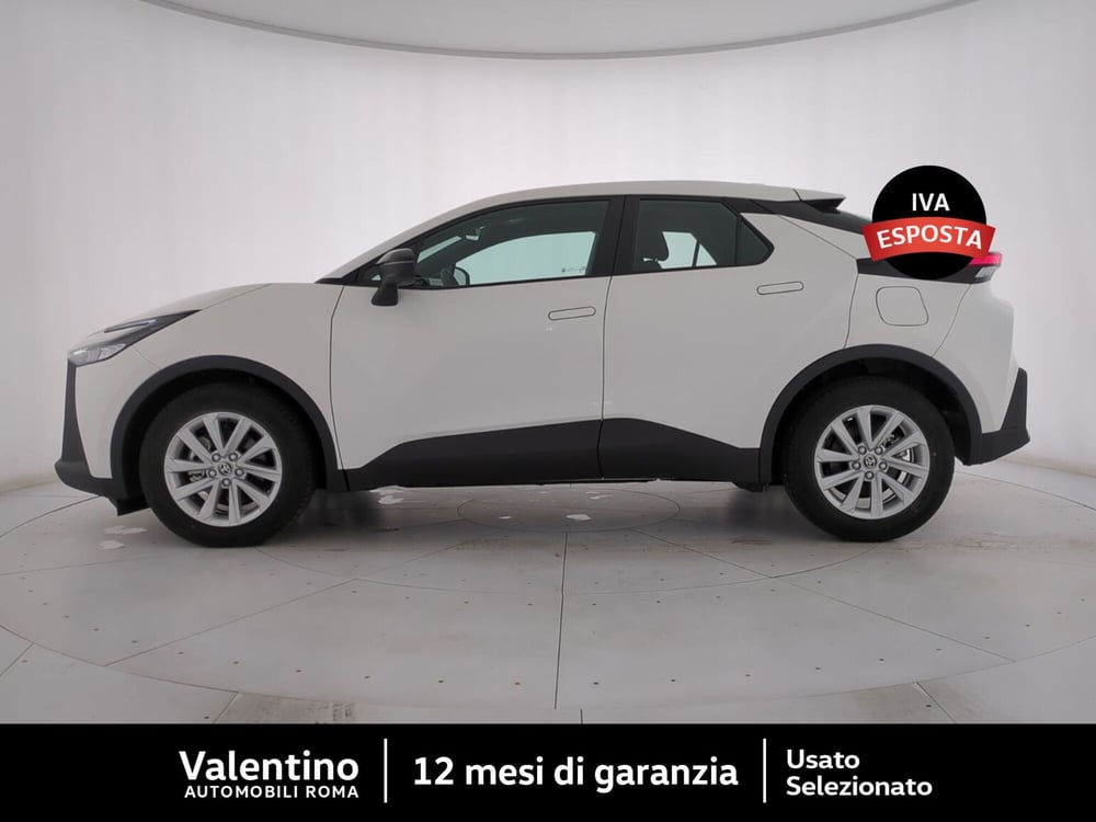 Toyota Toyota C-HR nuova a Roma (4)