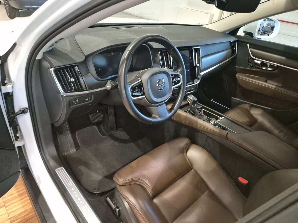 Volvo V90 Cross Country usata a Como (12)