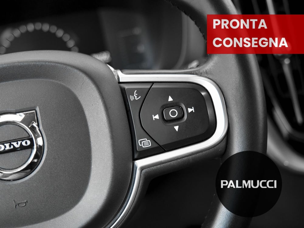 Volvo XC60 usata a Prato (9)