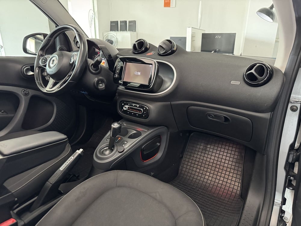 smart Fortwo Cabrio usata a Messina (9)