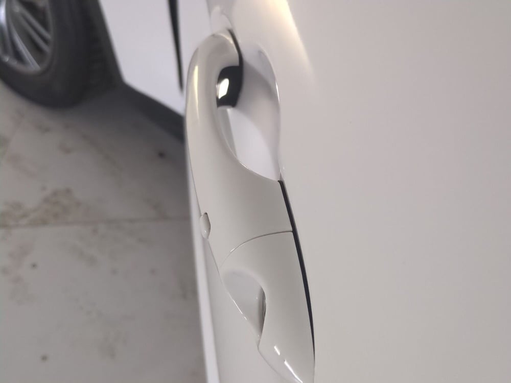 Alfa Romeo Stelvio usata a Avellino (12)
