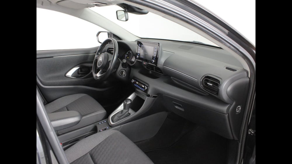 Toyota Yaris usata a Palermo (6)