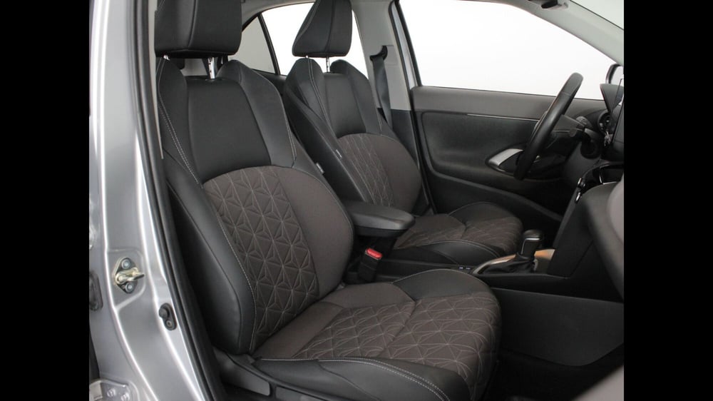 Toyota Yaris Cross usata a Palermo (7)