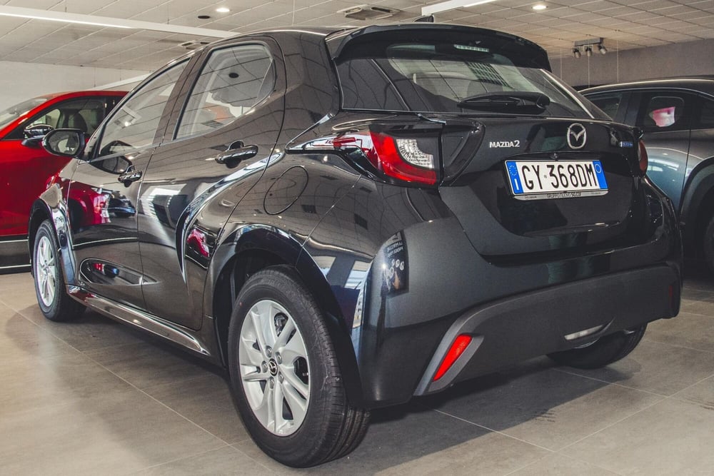 Mazda Mazda2 Hybrid nuova a Vercelli (4)