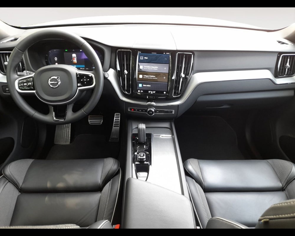 Volvo XC60 usata a Ravenna (10)