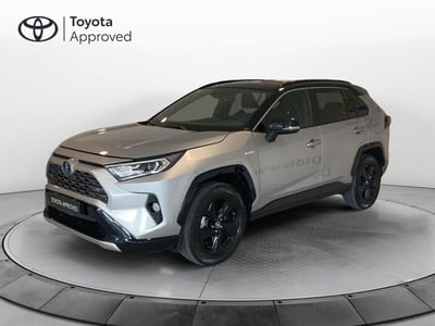 Toyota Rav4 HV (218CV) E-CVT 2WD Style del 2019 usata a Curno
