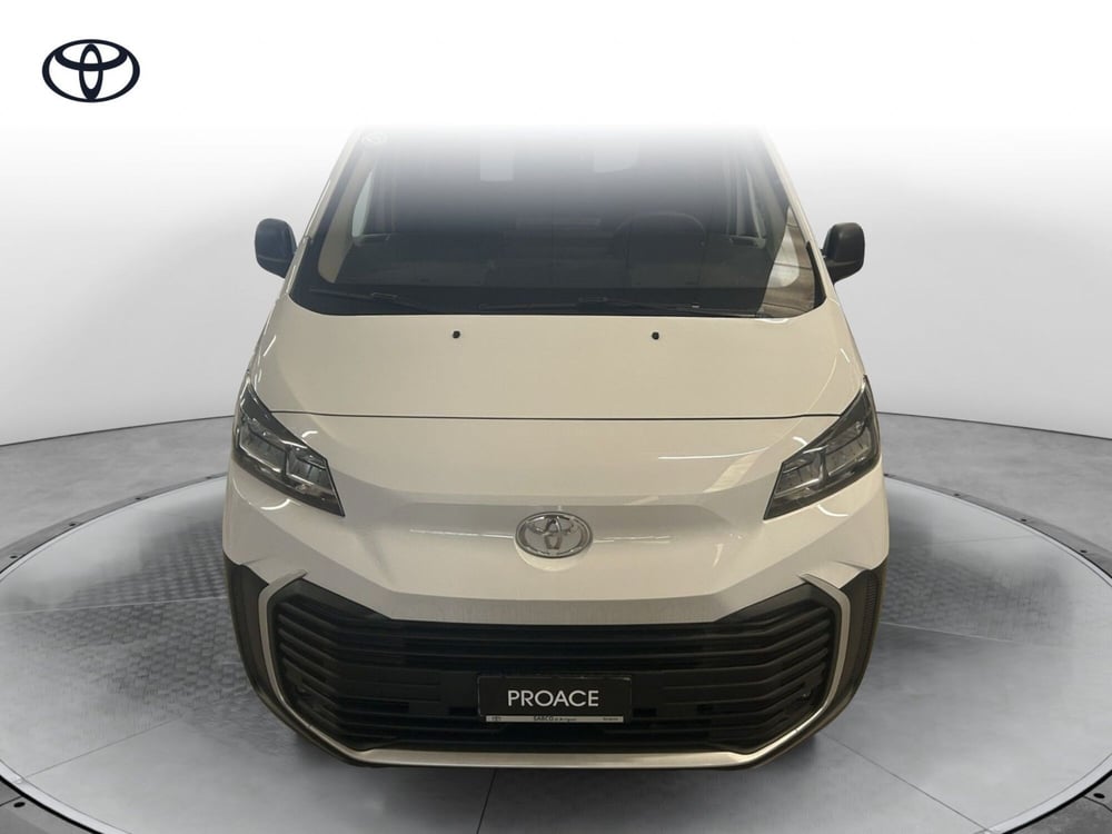 Toyota Proace nuova a Bergamo (2)