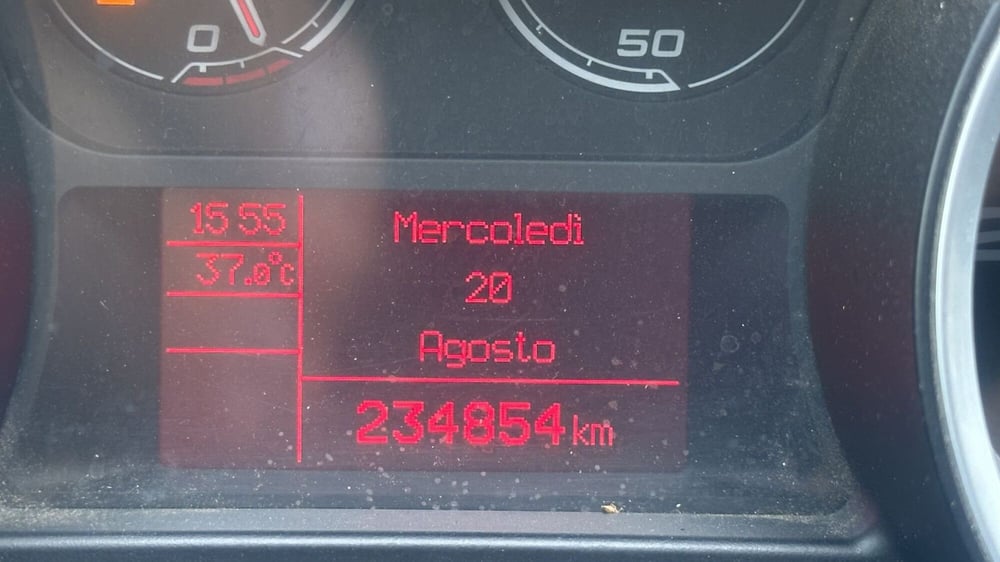 Alfa Romeo Giulietta usata a Catanzaro (7)
