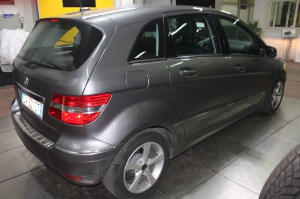 Mercedes-Benz Classe B usata a Viterbo (6)