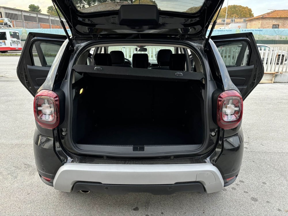 Dacia Duster usata a Ancona (11)