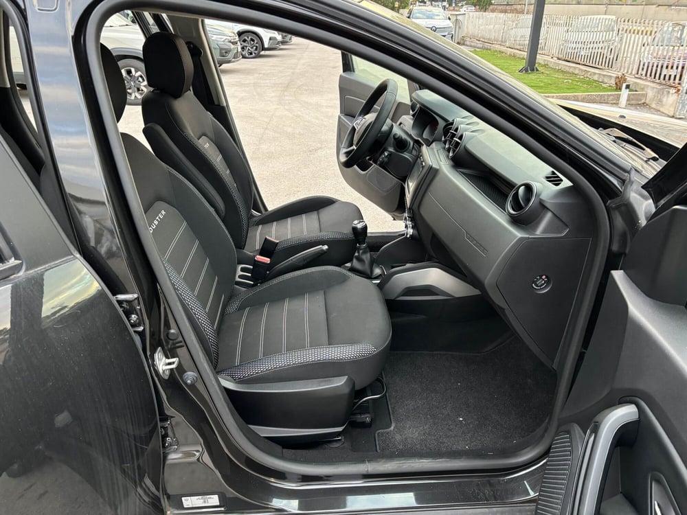 Dacia Duster usata a Ancona (13)