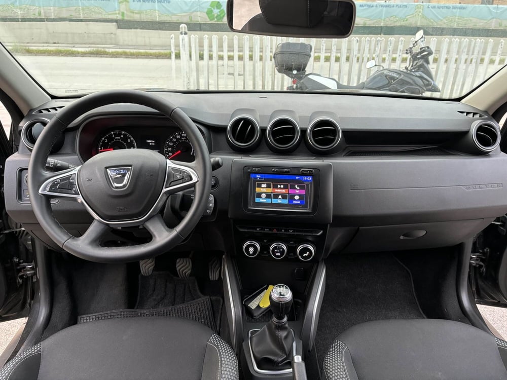 Dacia Duster usata a Ancona (15)