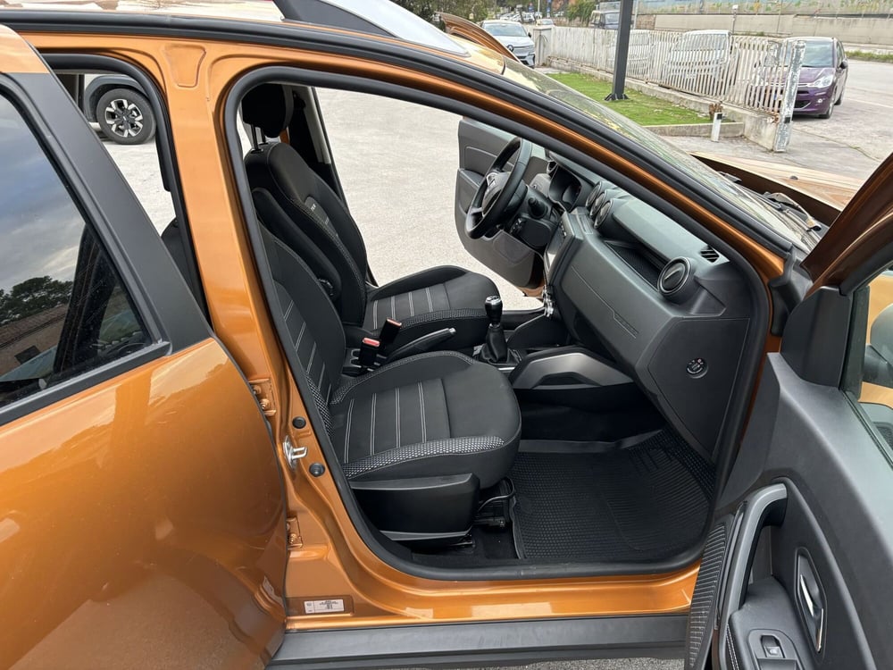Dacia Duster usata a Ancona (13)