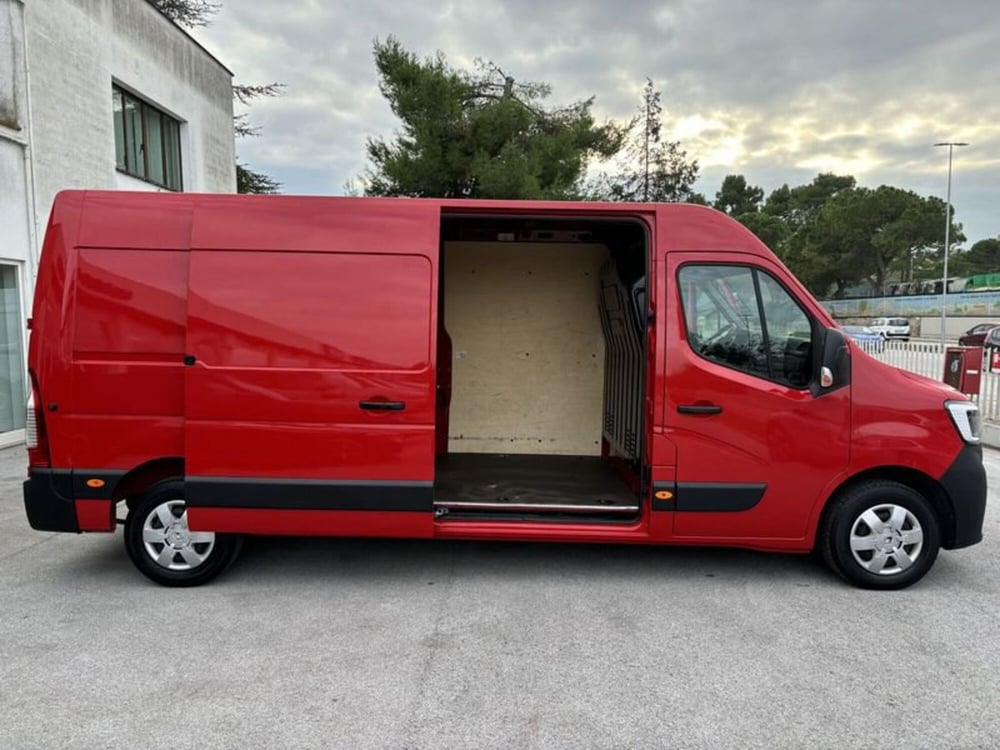 Renault Master Furgone usata a Ancona (12)