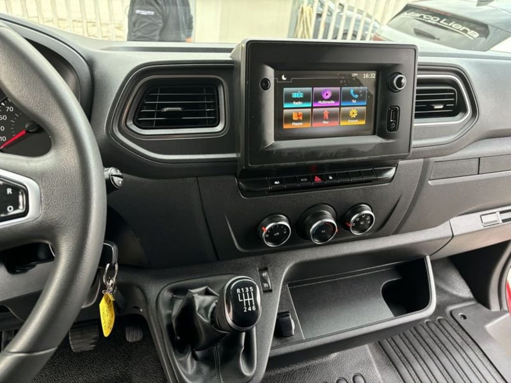 Renault Master Furgone usata a Ancona (16)