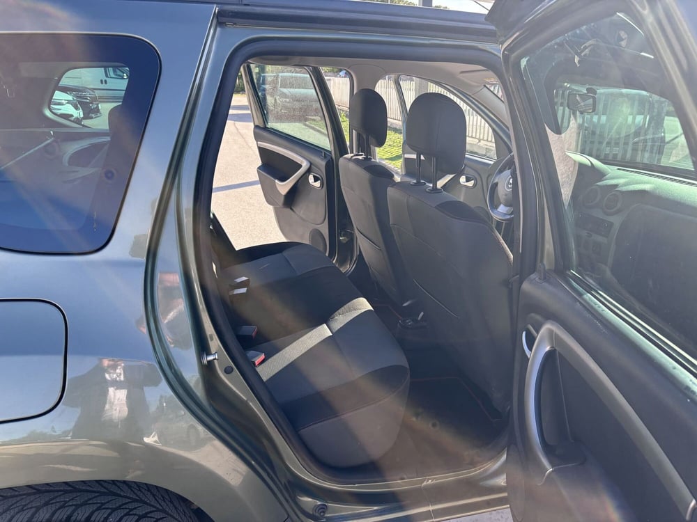 Dacia Duster usata a Ancona (12)
