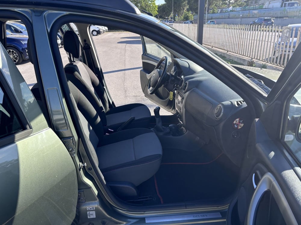 Dacia Duster usata a Ancona (13)