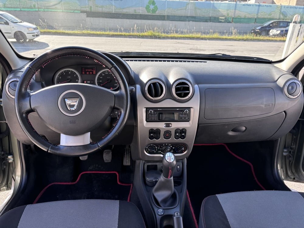 Dacia Duster usata a Ancona (15)