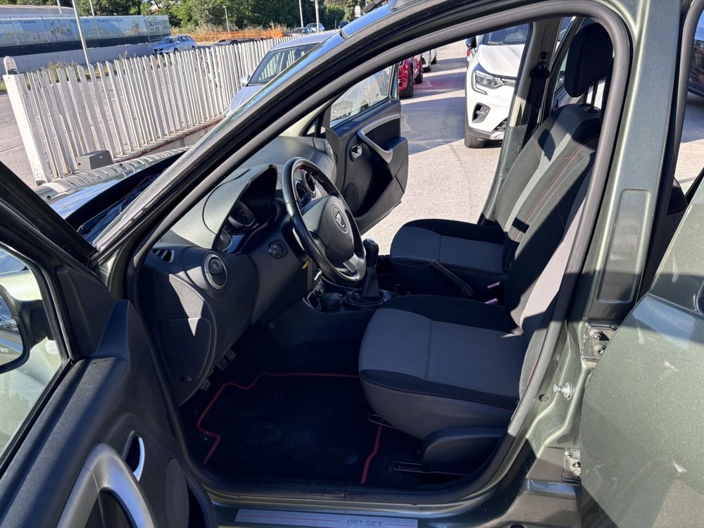 Dacia Duster usata a Ancona (9)