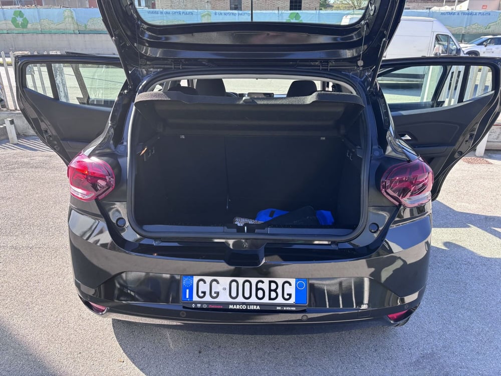 Dacia Sandero usata a Ancona (11)