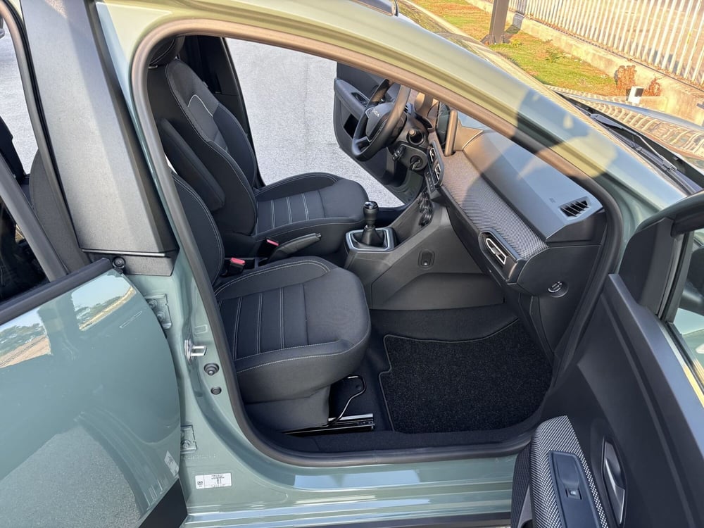 Dacia Jogger nuova a Ancona (15)