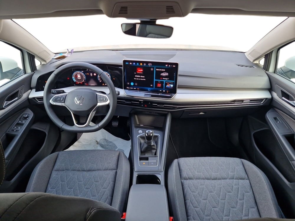 Volkswagen Golf nuova a Siena (13)