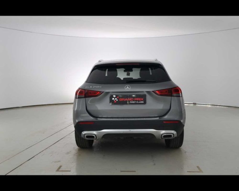 Mercedes-Benz GLA SUV usata a Bologna (6)