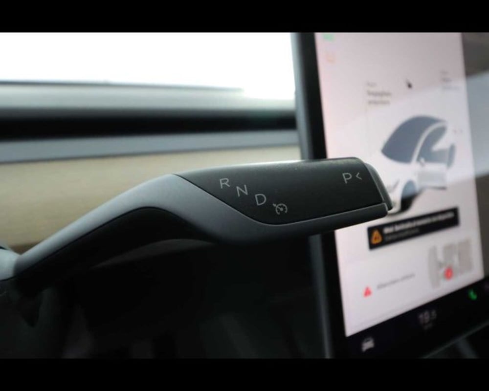 Tesla Model 3 usata a Bologna (20)