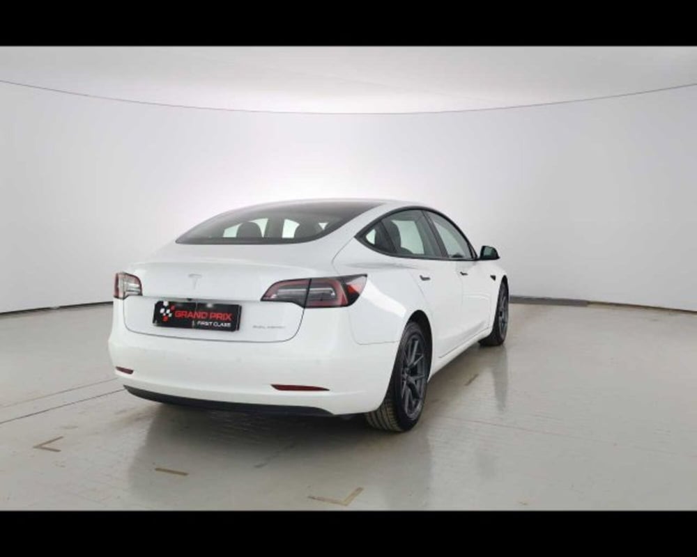 Tesla Model 3 usata a Bologna (5)
