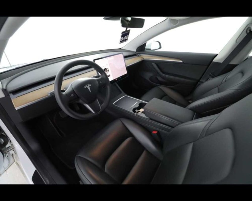 Tesla Model 3 usata a Bologna (9)